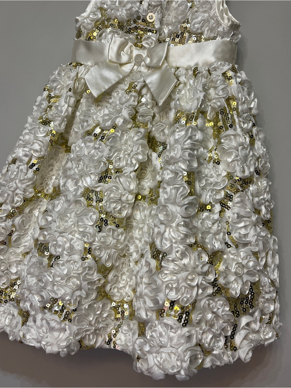 White & Gold Floral Rosette Party Toddler Dress size 24 months / 2T - Picture 11 of 12